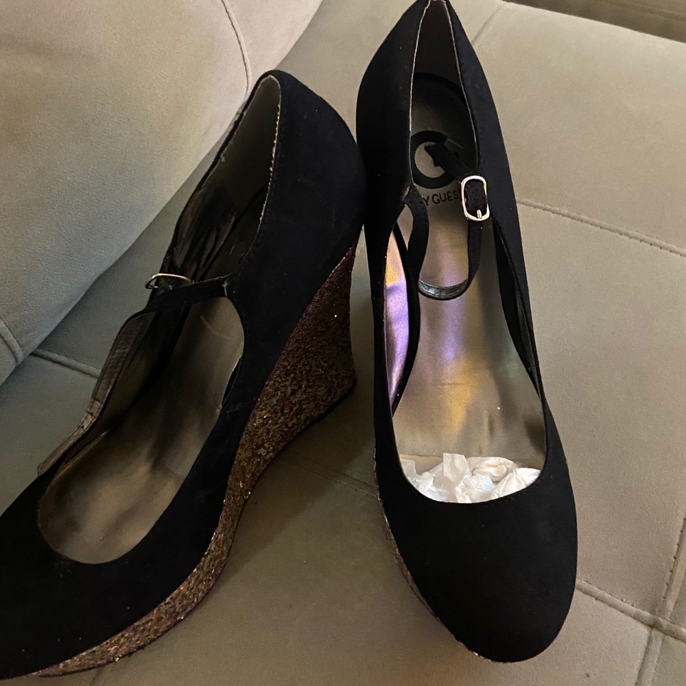 Black GUESS wedges with glitter bottom